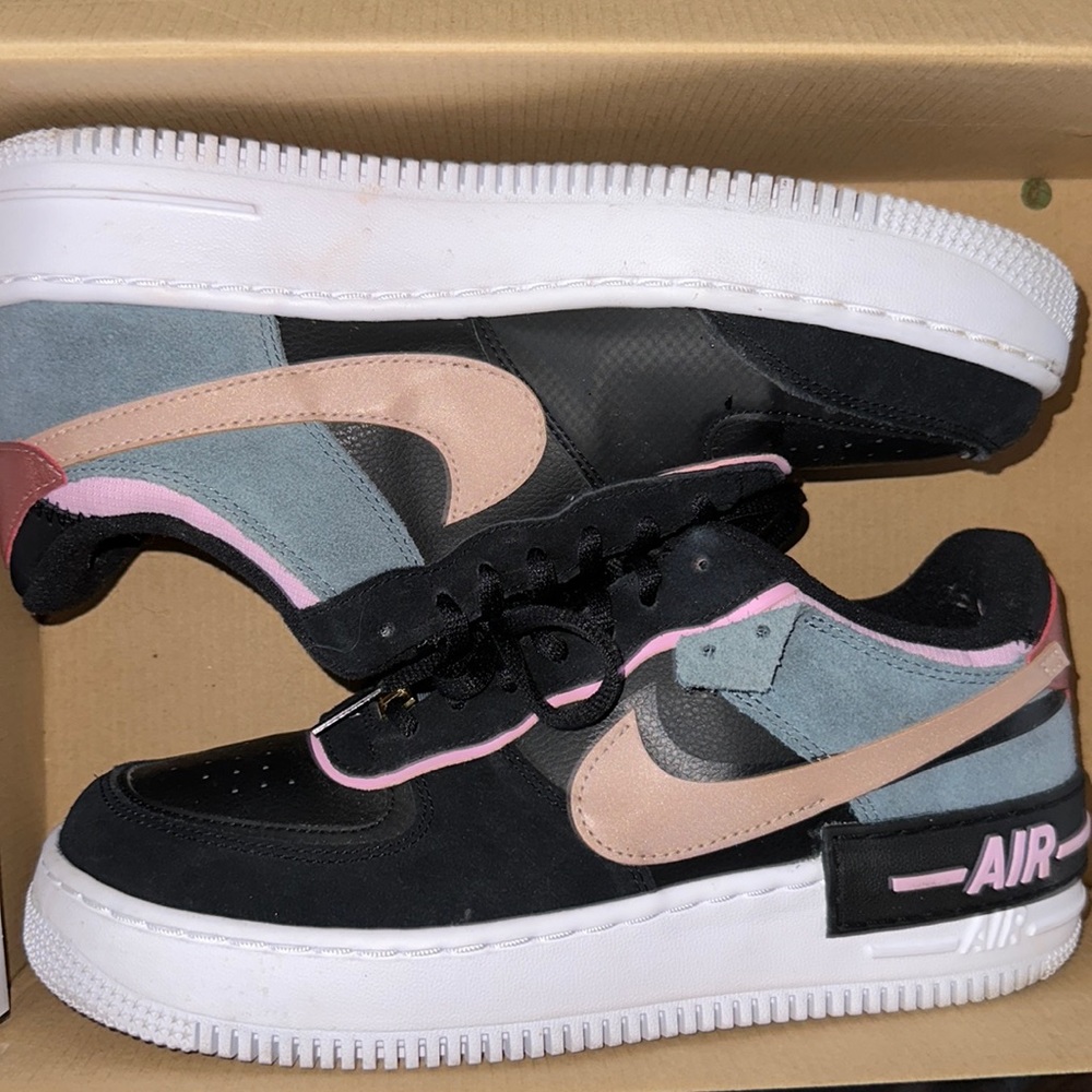 Nike shadow sneakers